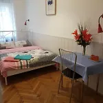 Valentina ゲストハウス *